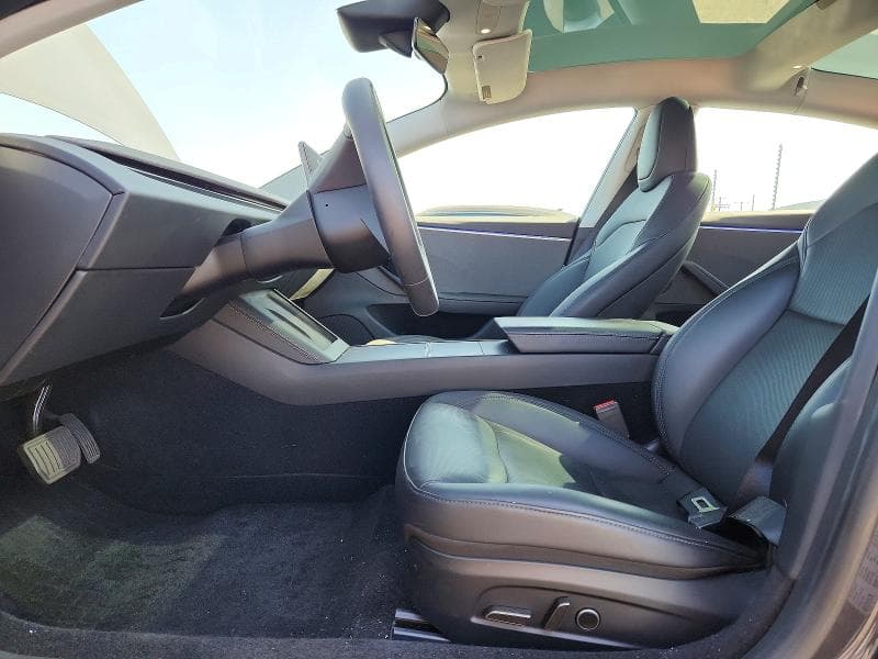 2025 TESLA MODEL 3 7