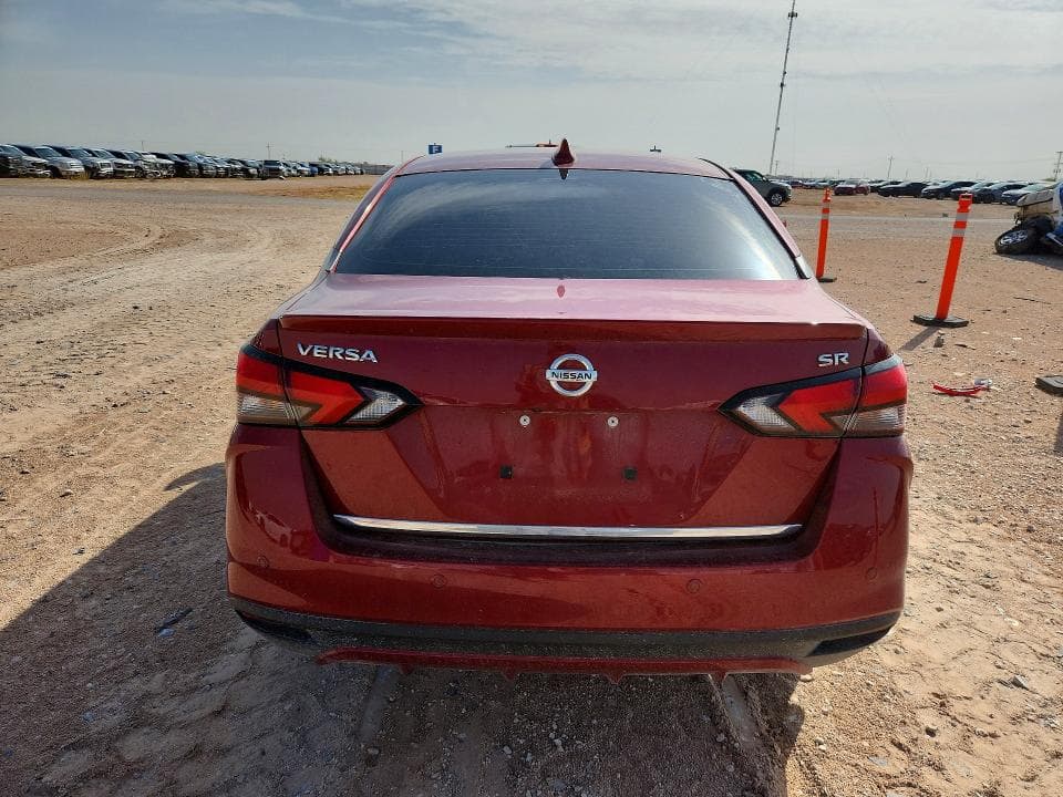 2022 NISSAN VERSA SR 6