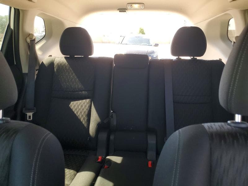 2019 NISSAN ROGUE SV 10