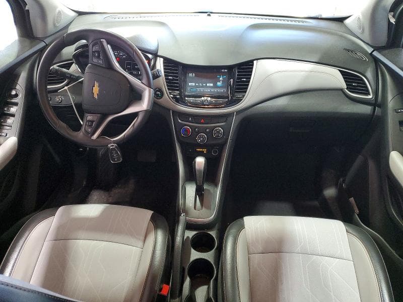 2017 CHEVROLET TRAX 1LT 8