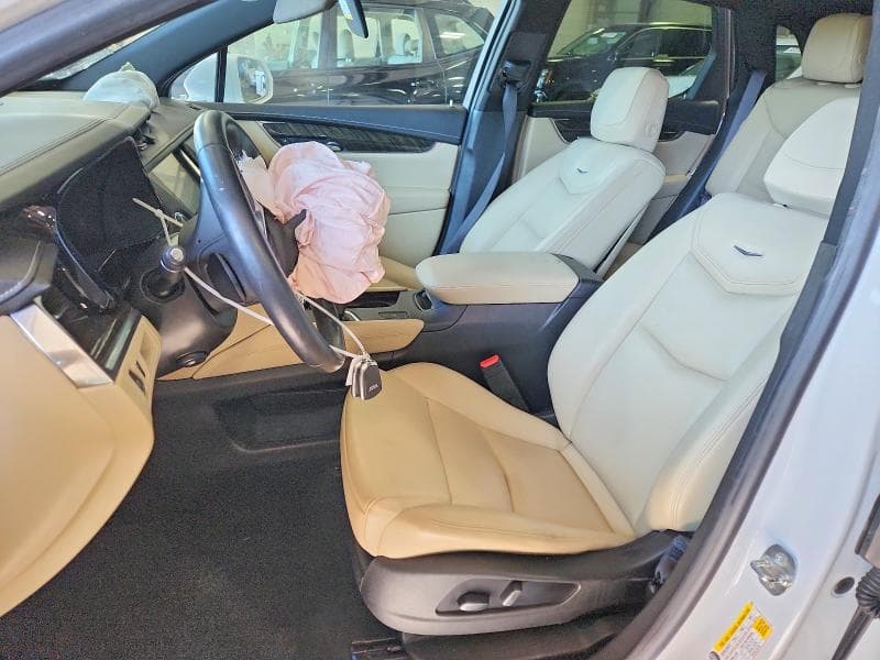 2017 CADILLAC XT5 7