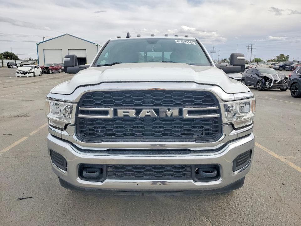 2023 RAM 3500 TRADESMAN 5