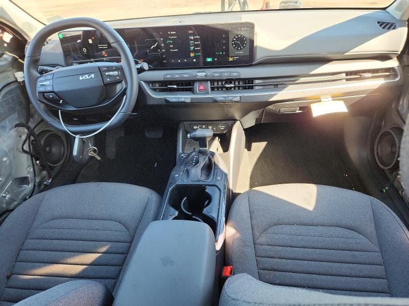 2025 KIA K4 EX 8