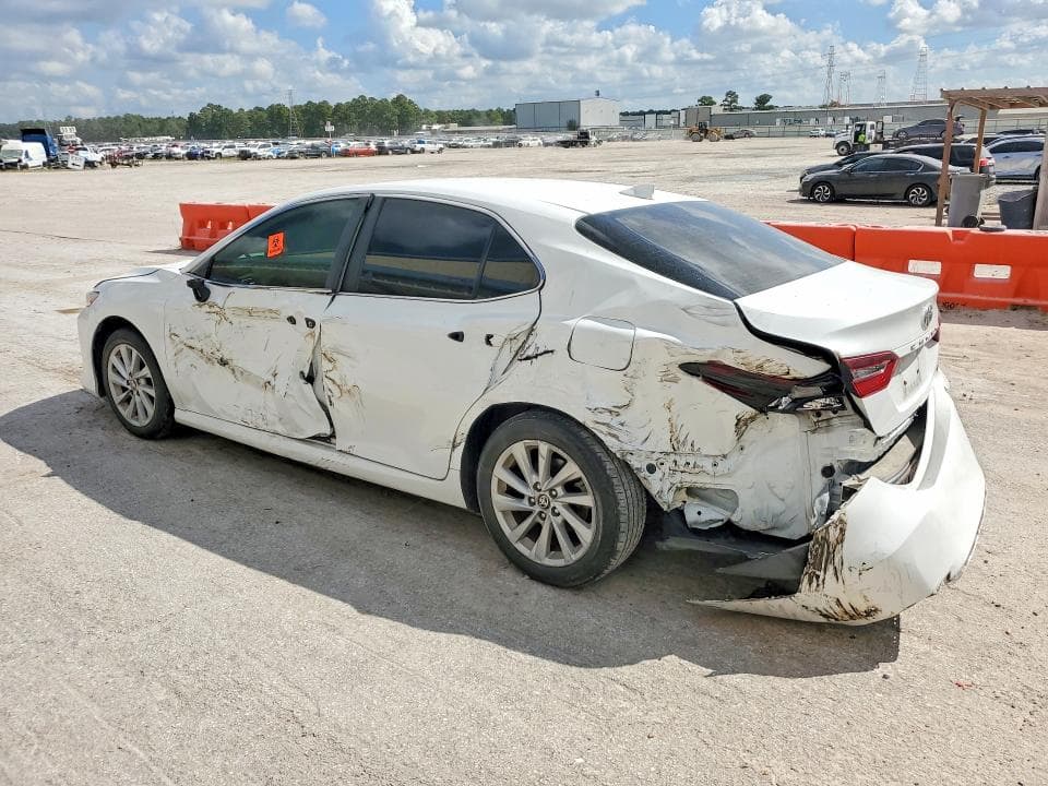 2024 TOYOTA CAMRY LE 2