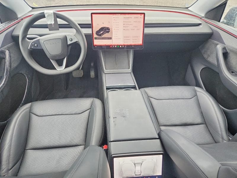 2026 TESLA MODEL Y 8