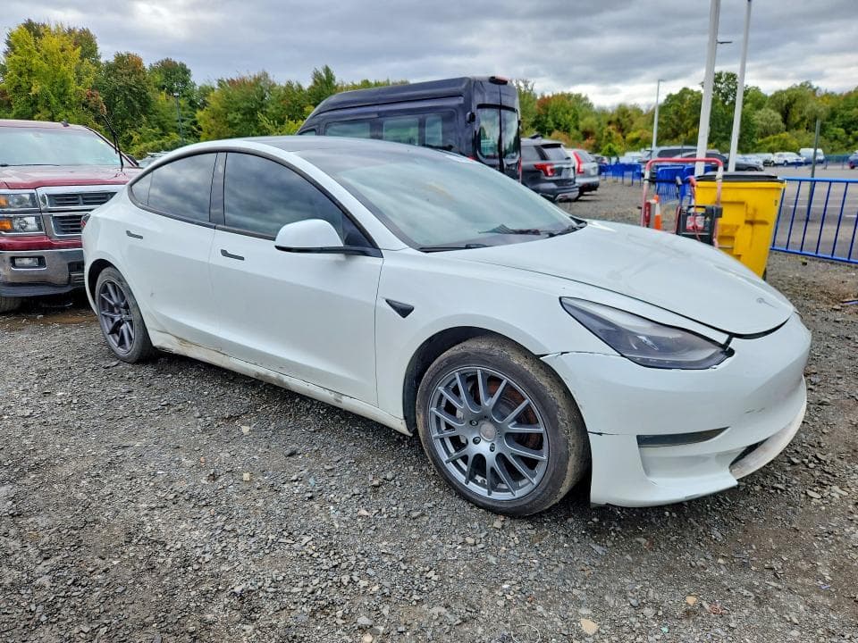 2023 TESLA MODEL 3 4