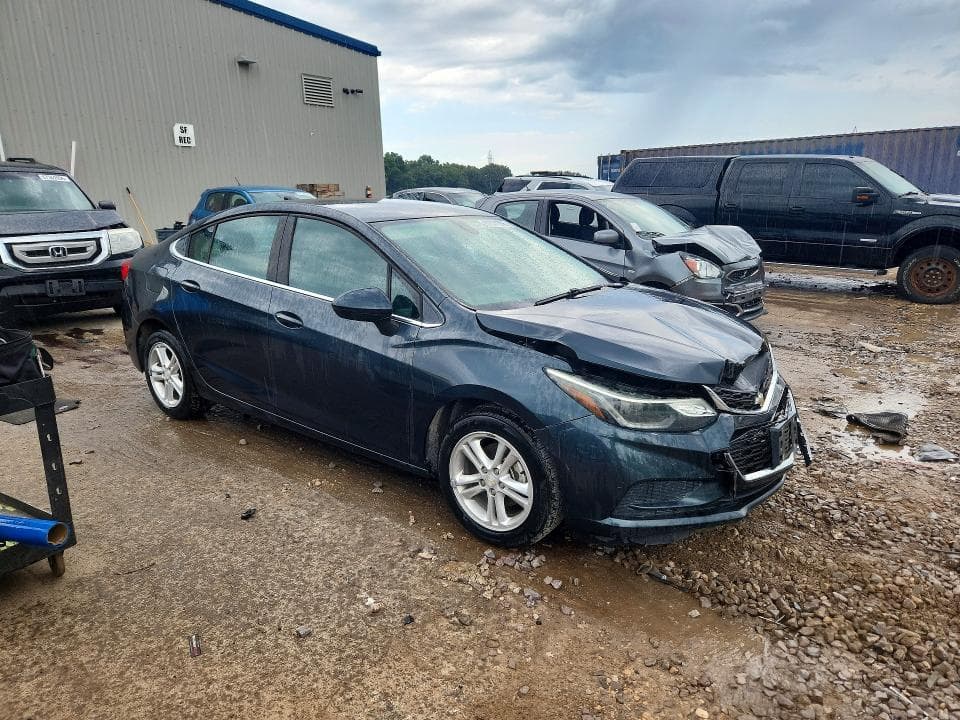2018 CHEVROLET CRUZE LT 4
