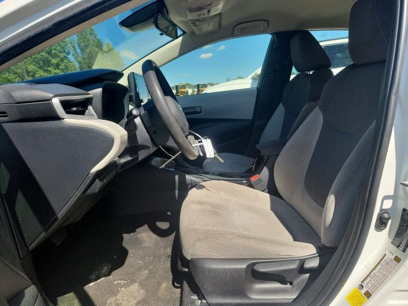 2022 TOYOTA COROLLA LE 7