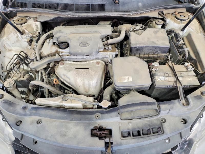 2017 TOYOTA CAMRY SE 11