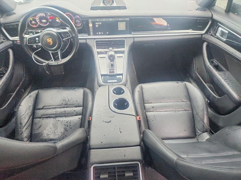 2018 PORSCHE PANAMERA 4 8