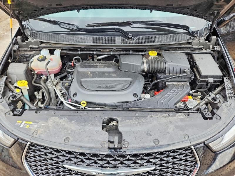 2024 CHRYSLER PACIFICA TOURING L 12