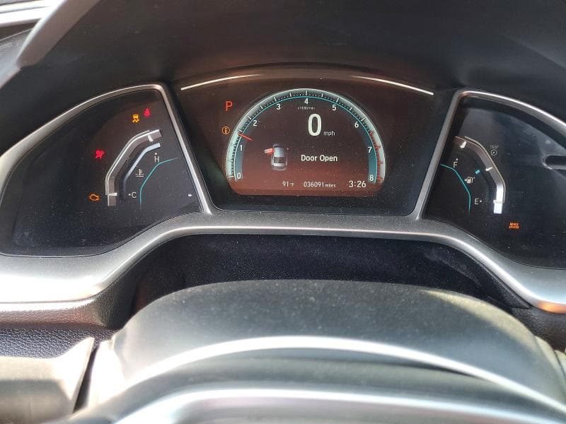 2018 HONDA CIVIC EX 9