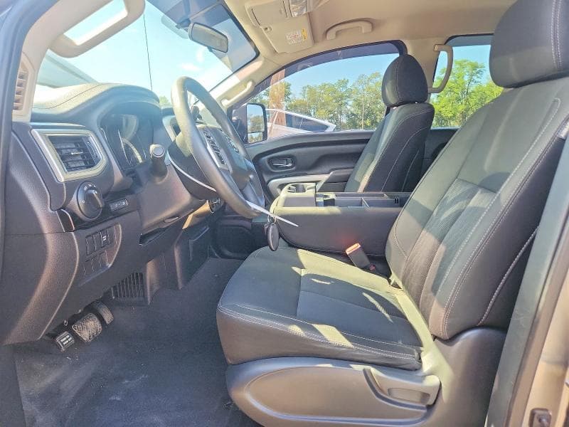 2017 NISSAN TITAN XD SV 7