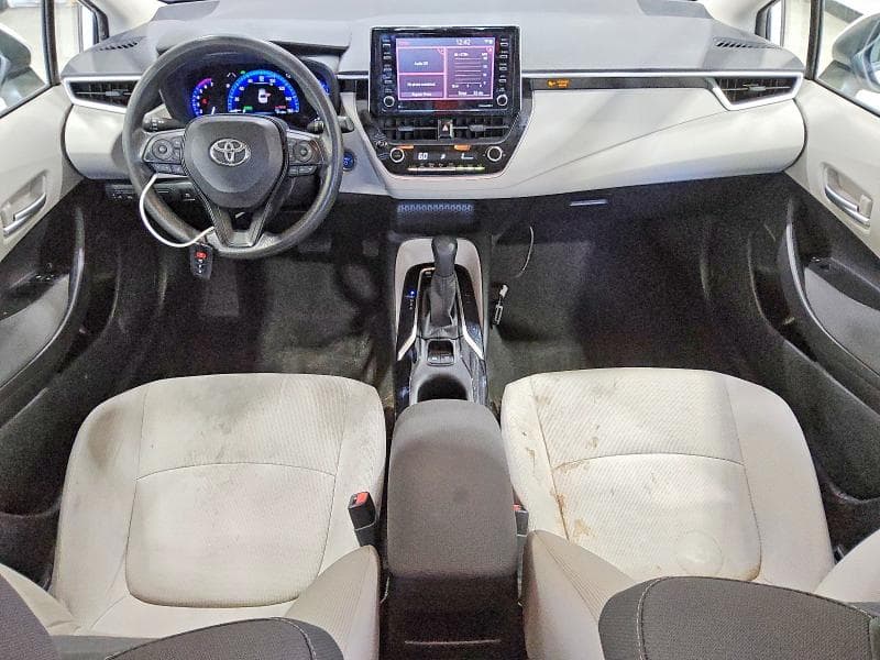 2021 TOYOTA COROLLA LE 8