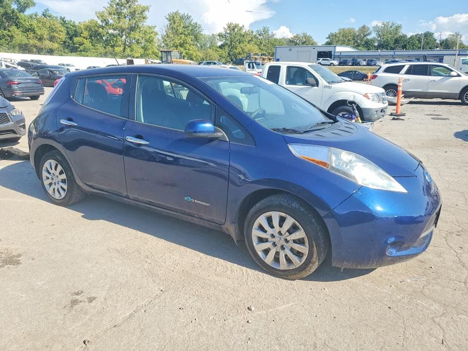 2017 NISSAN LEAF S 4