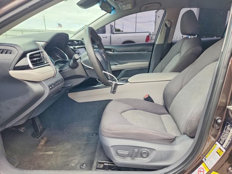 2018 TOYOTA CAMRY LE 7