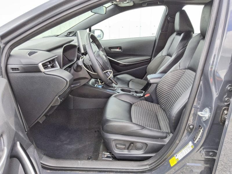 2026 TOYOTA COROLLA XSE 7