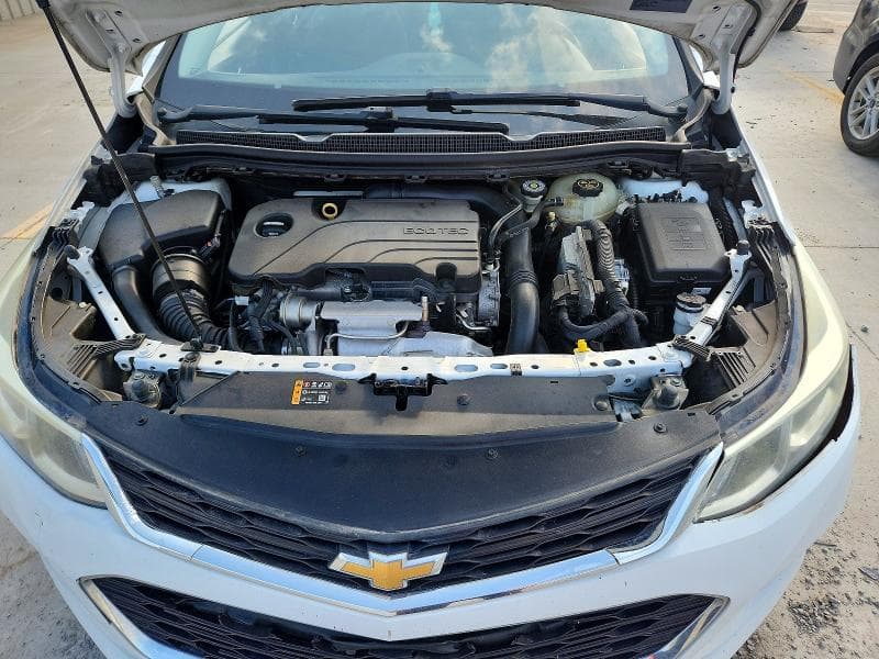 2018 CHEVROLET CRUZE LS 11