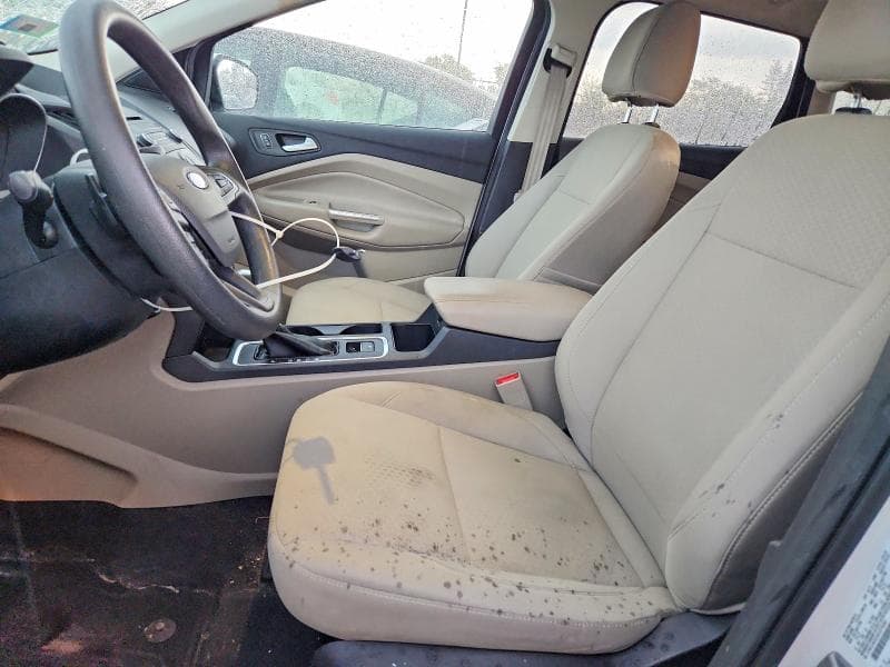 2017 FORD ESCAPE SE 7