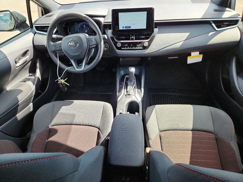 2026 TOYOTA COROLLA SE 8