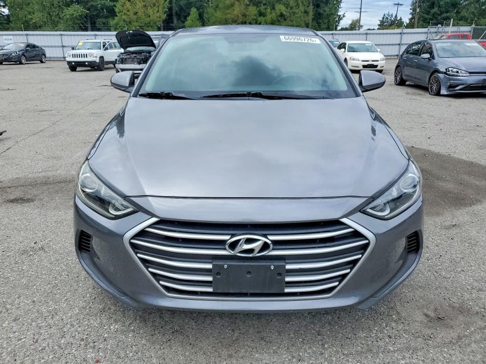 2018 HYUNDAI ELANTRA SE 5