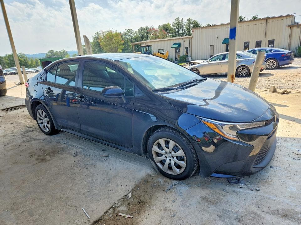 2026 TOYOTA COROLLA LE 4