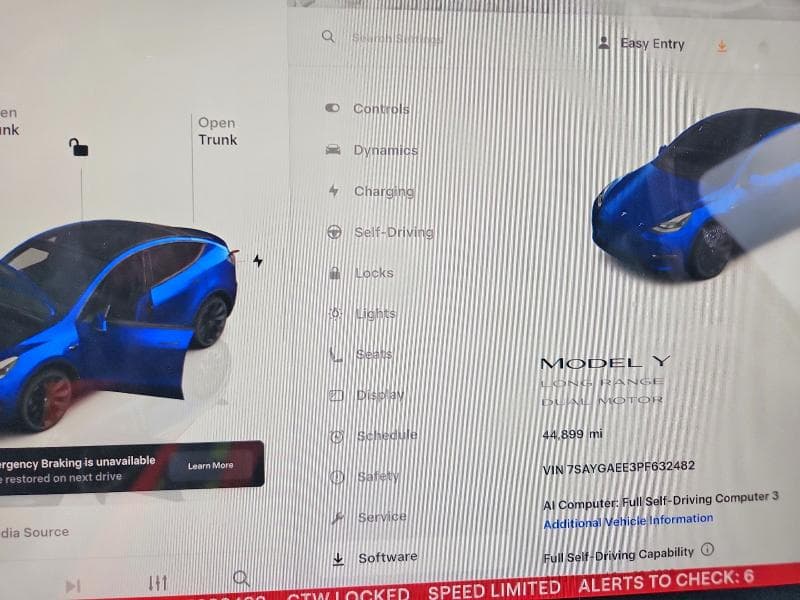 2023 TESLA MODEL Y 9