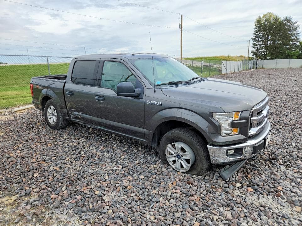 2017 FORD F150 SUPERCREW 4