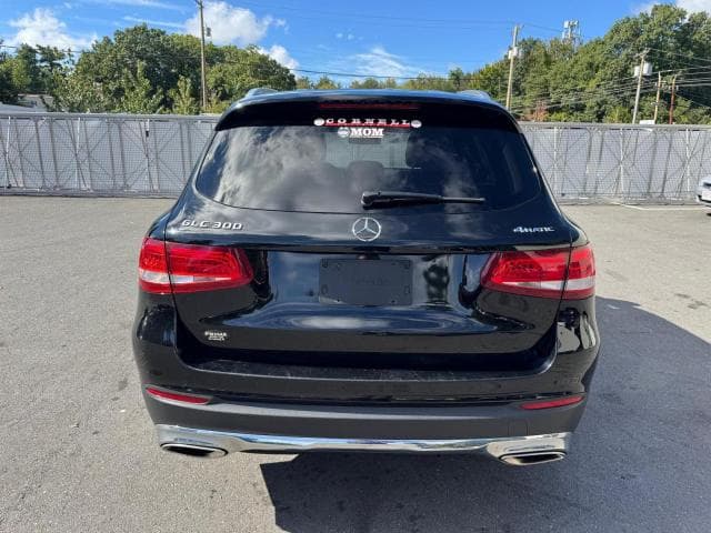 2018 MERCEDES-BENZ GLC 300 4MATIC 6