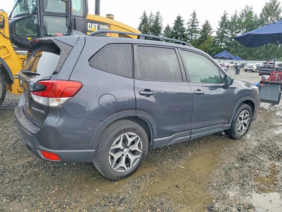 2019 SUBARU FORESTER PREMIUM 3