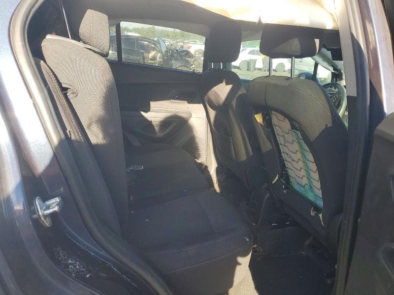 2019 CHEVROLET TRAX 1LT 10