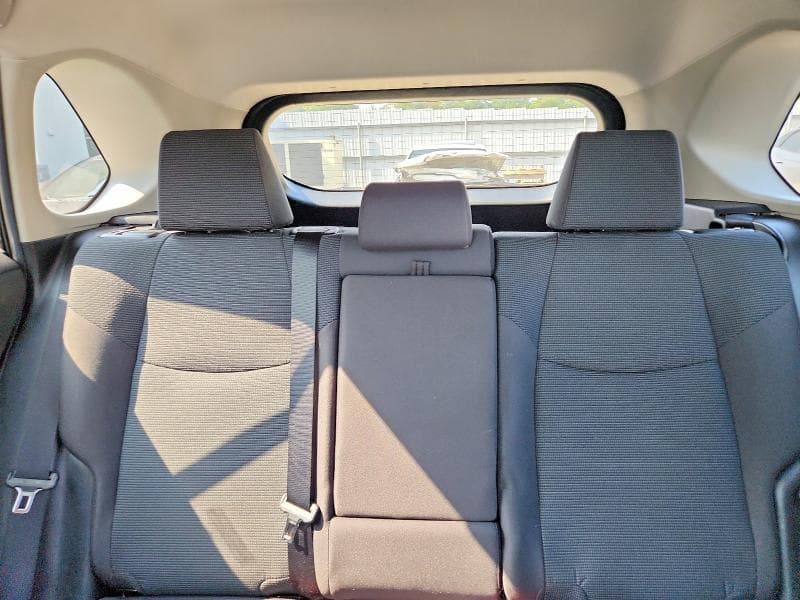 2020 TOYOTA RAV4 LE 10