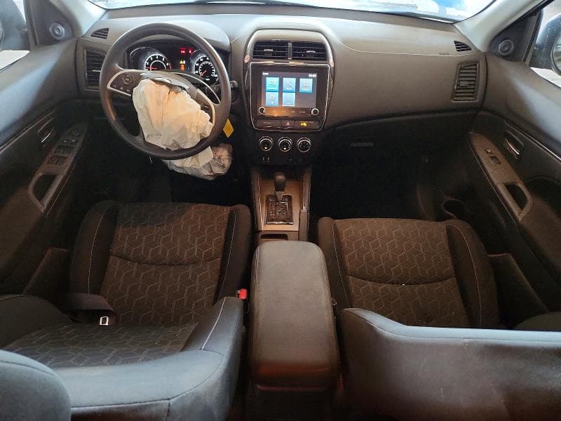 2026 MITSUBISHI OUTLANDER 8