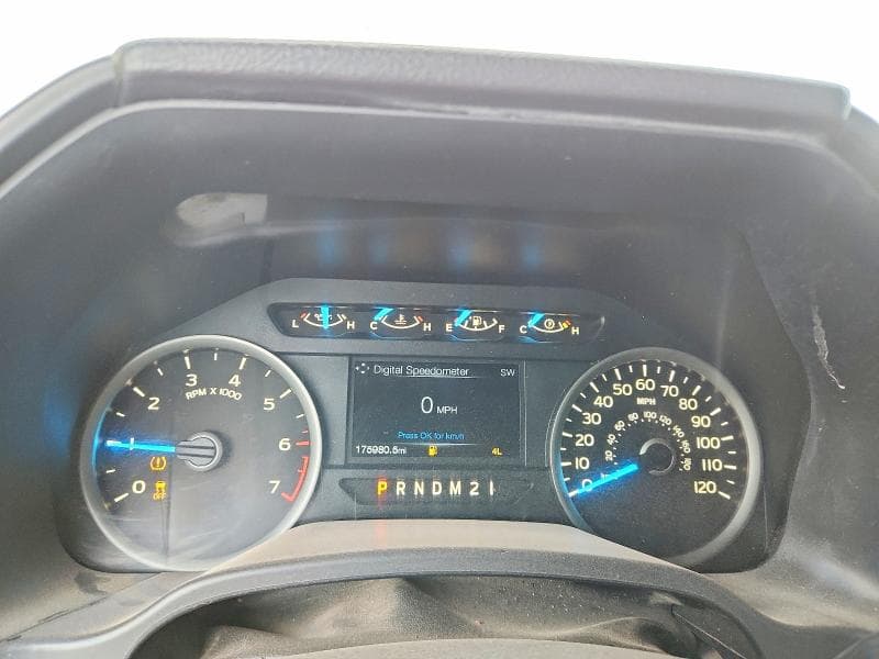 2017 FORD F150 SUPERCREW 9