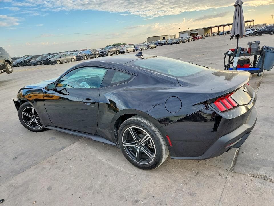 2025 FORD MUSTANG 2