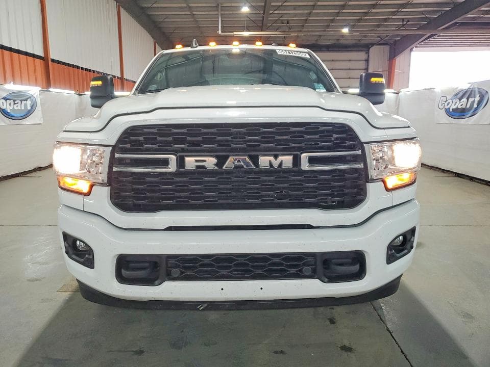 2024 RAM 3500 BIG HORN 5