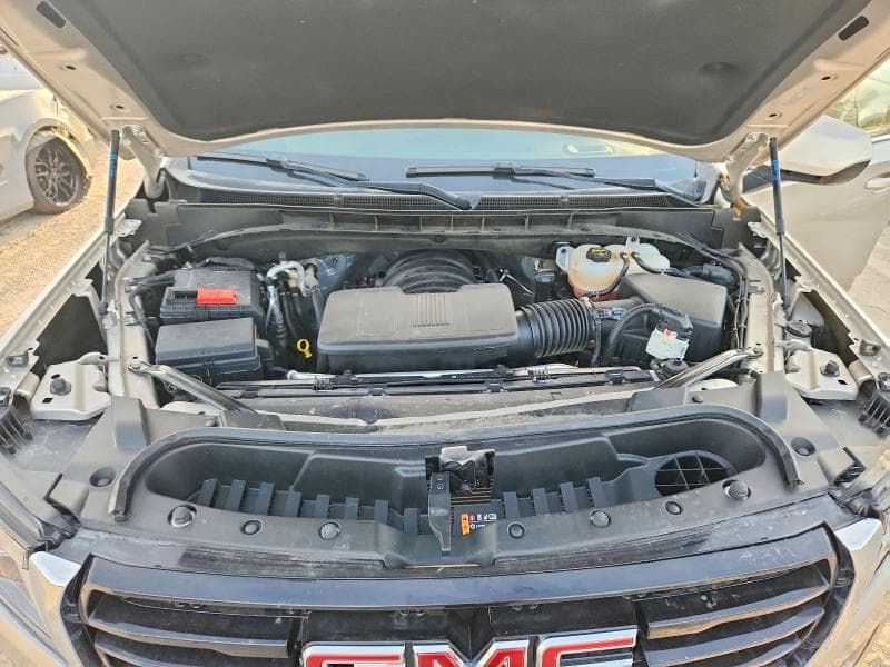 2024 GMC YUKON SLE 12
