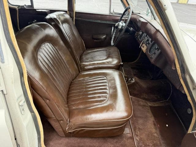 1953 JAGUAR MARK VII 5