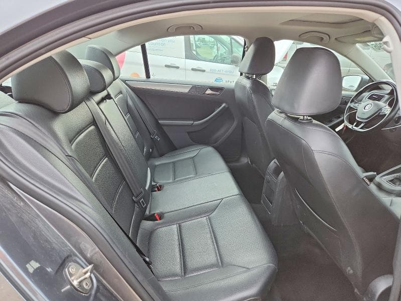 2017 VOLKSWAGEN JETTA SE 10