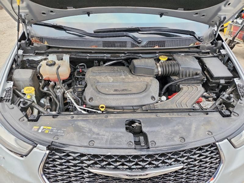 2023 CHRYSLER PACIFICA TOURING L 12