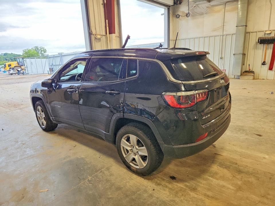 2022 JEEP COMPASS LATITUDE 2