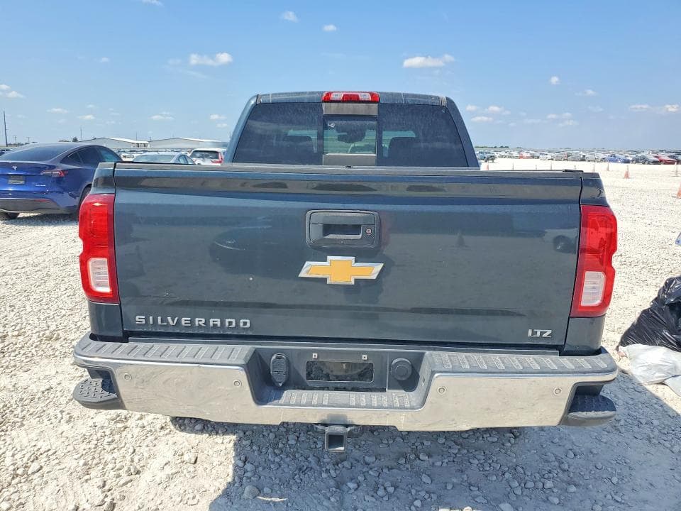 2018 CHEVROLET SILVERADO C1500 LTZ 6