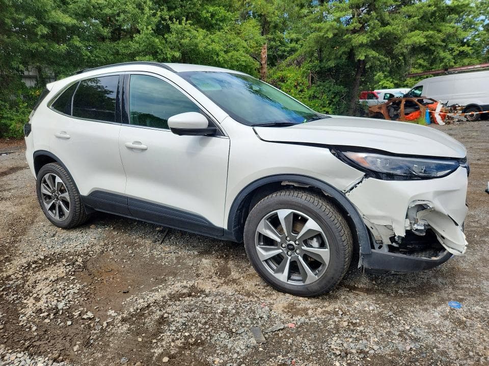 2024 FORD ESCAPE PLATINUM 4