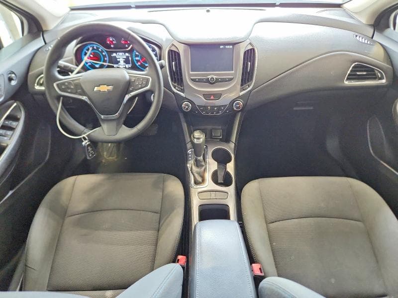 2017 CHEVROLET CRUZE LT 8
