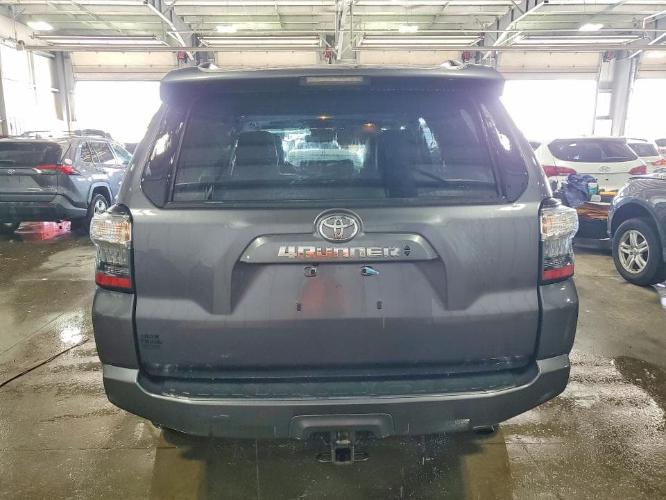 2021 TOYOTA 4RUNNER SR5 PREMIUM 6