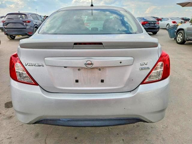 2018 NISSAN VERSA SV 6