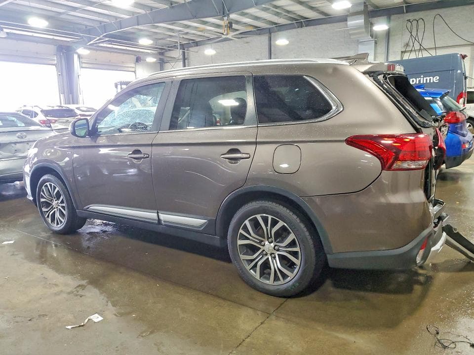2017 MITSUBISHI OUTLANDER GT 2