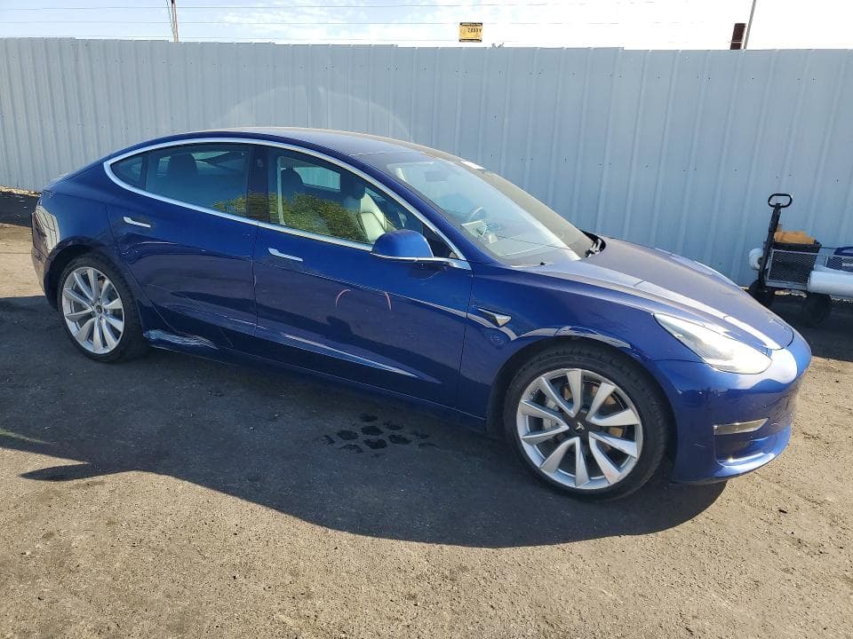 2019 TESLA MODEL 3 4