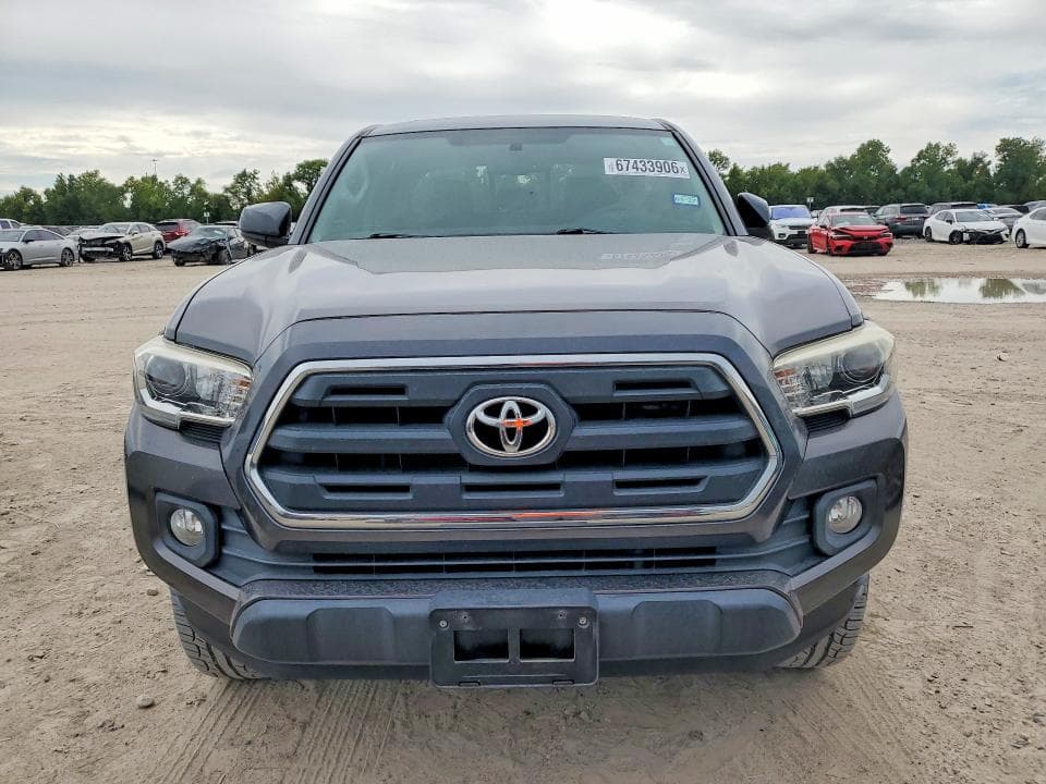 2017 TOYOTA TACOMA SR5 V6 5