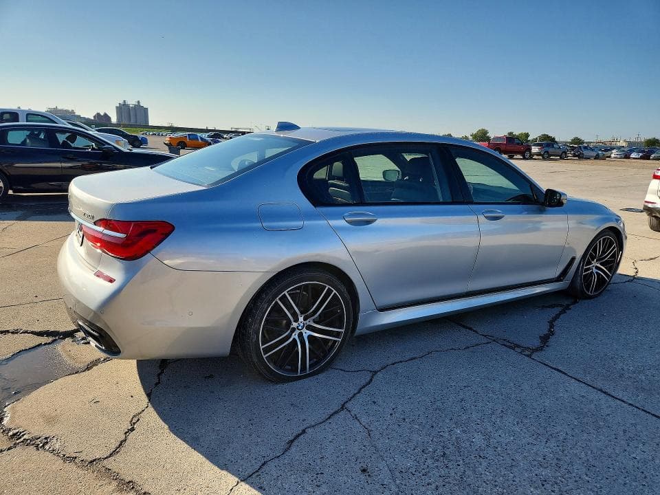 2018 BMW 750 I 3